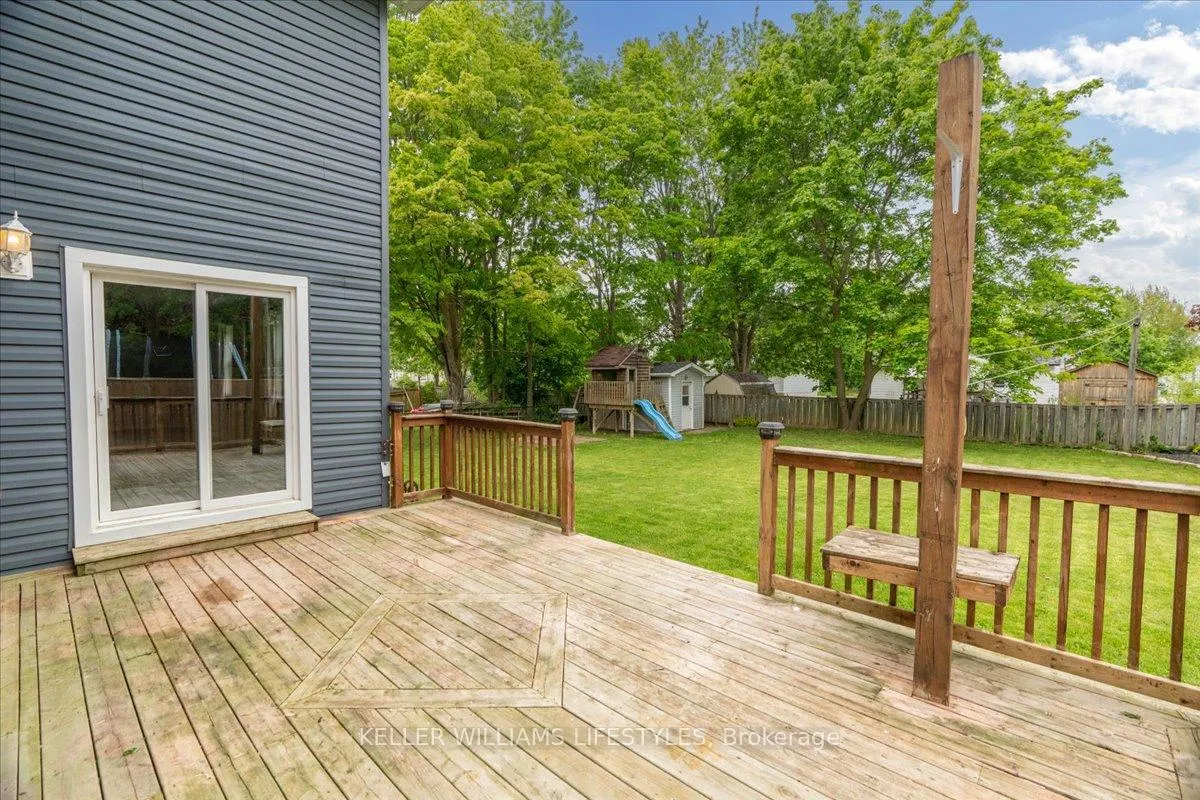 Photo 36 of 583 St.clair Street, Warwick, Watford — HOMEH