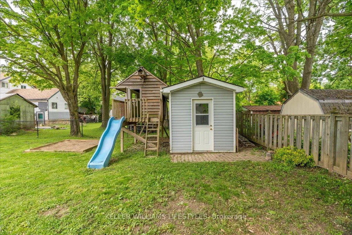 Photo 40 of 583 St.clair Street, Warwick, Watford — HOMEH