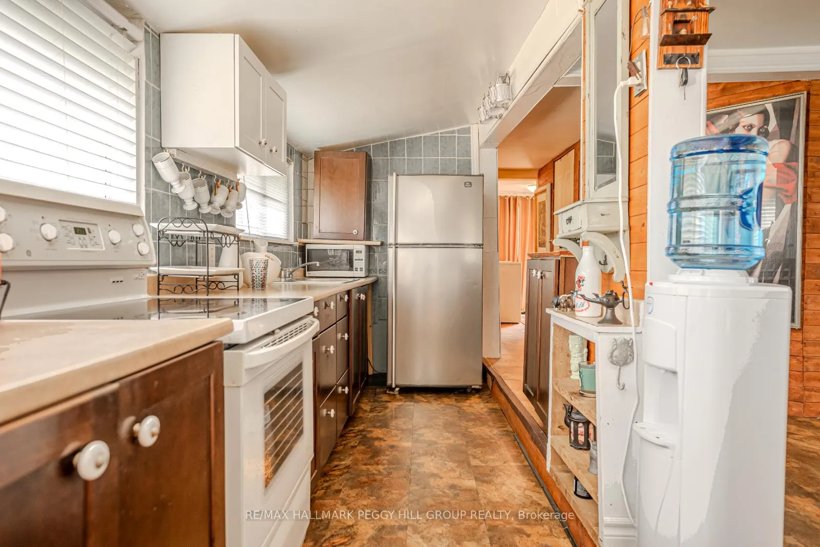 Photo 5 of 677 Reid Street, Innisfil, Alcona — HOMEH