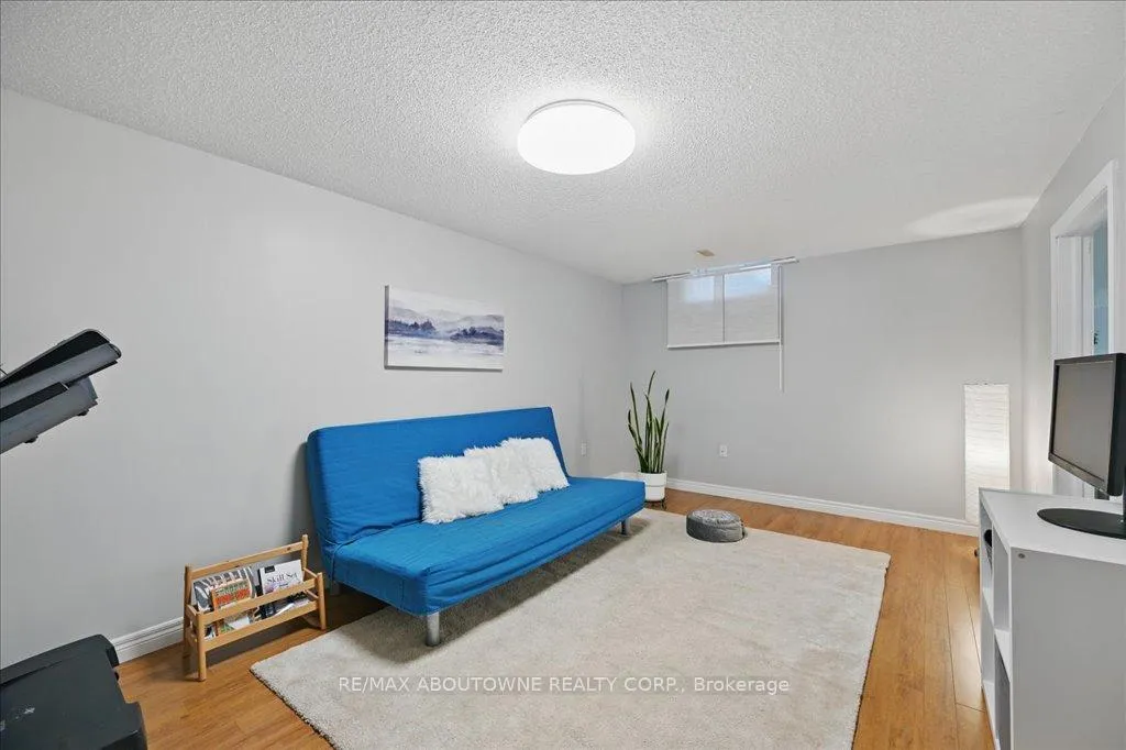 Photo 36 of 31 Olivia Place, Hamilton, Ancaster — HOMEH