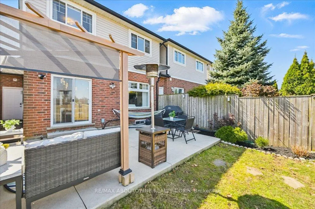 Photo 48 of 31 Olivia Place, Hamilton, Ancaster — HOMEH
