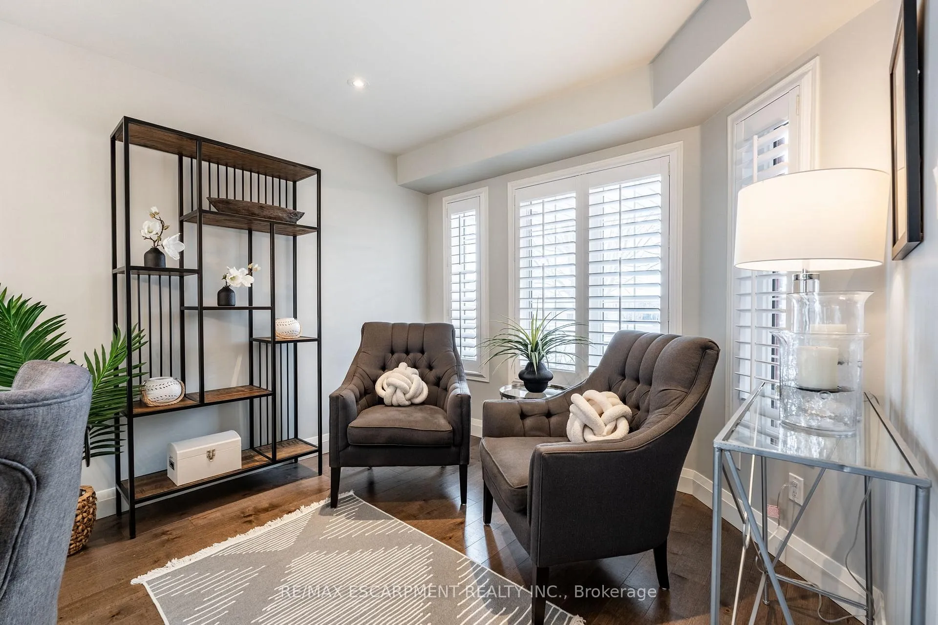 Photo 6 of 2 Fenwick Place, Hamilton, Waterdown — HOMEH
