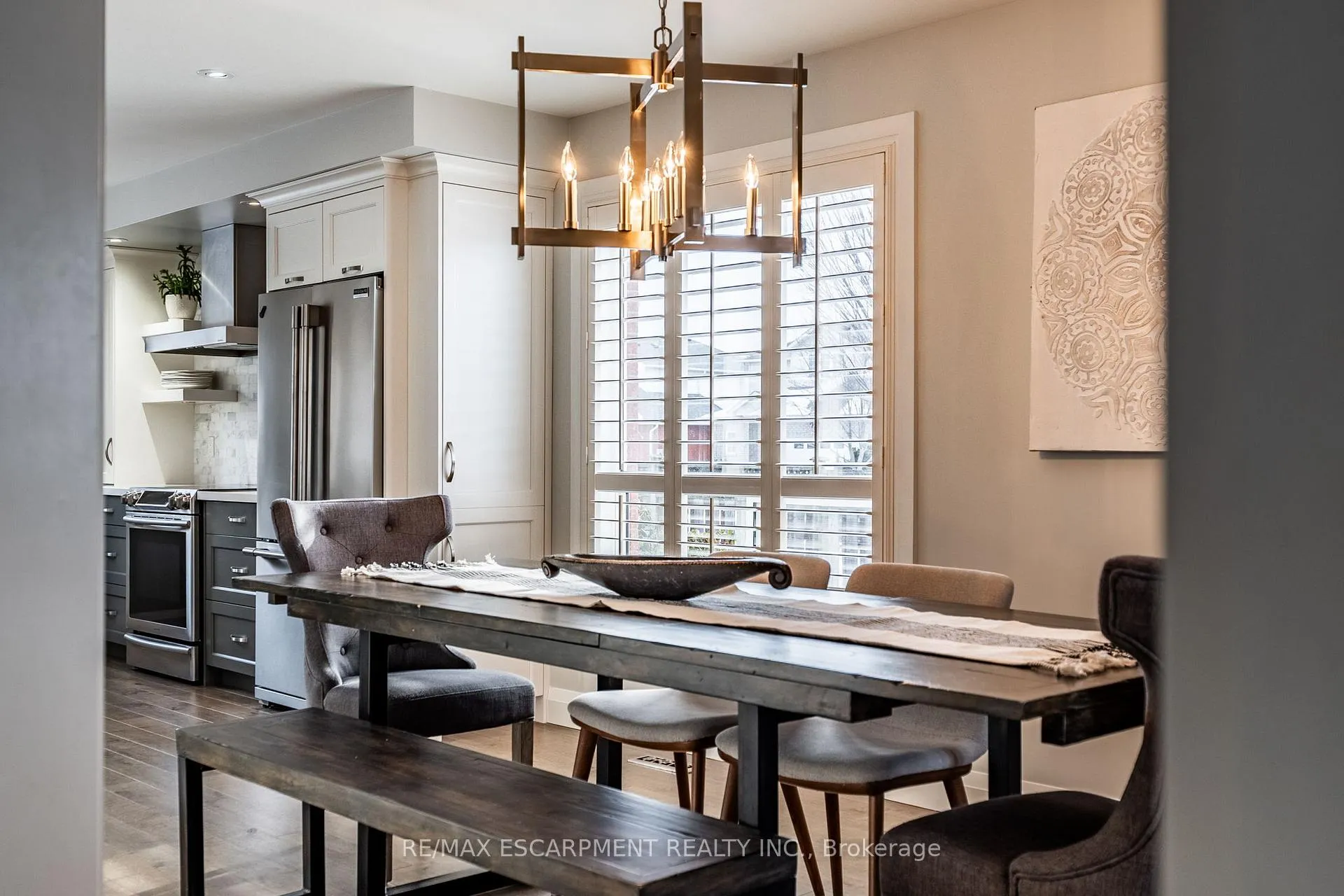 Photo 7 of 2 Fenwick Place, Hamilton, Waterdown — HOMEH