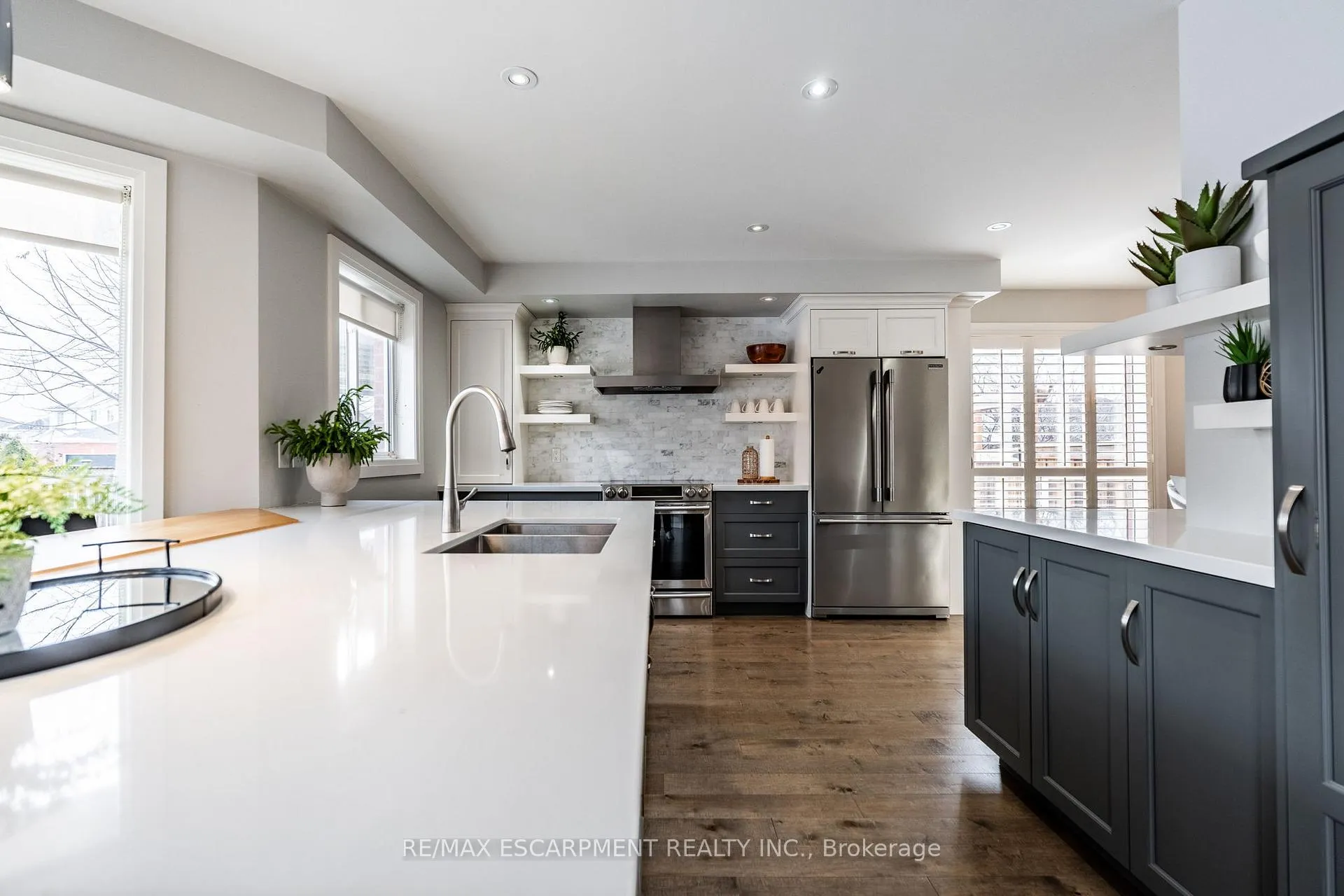 Photo 13 of 2 Fenwick Place, Hamilton, Waterdown — HOMEH