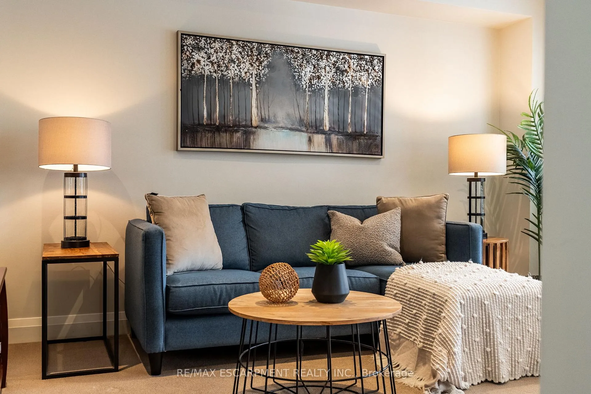 Photo 18 of 2 Fenwick Place, Hamilton, Waterdown — HOMEH