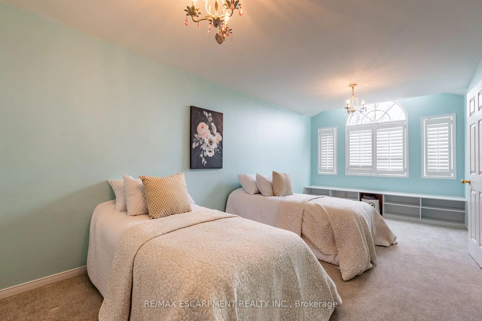Photo 29 of 2 Fenwick Place, Hamilton, Waterdown — HOMEH