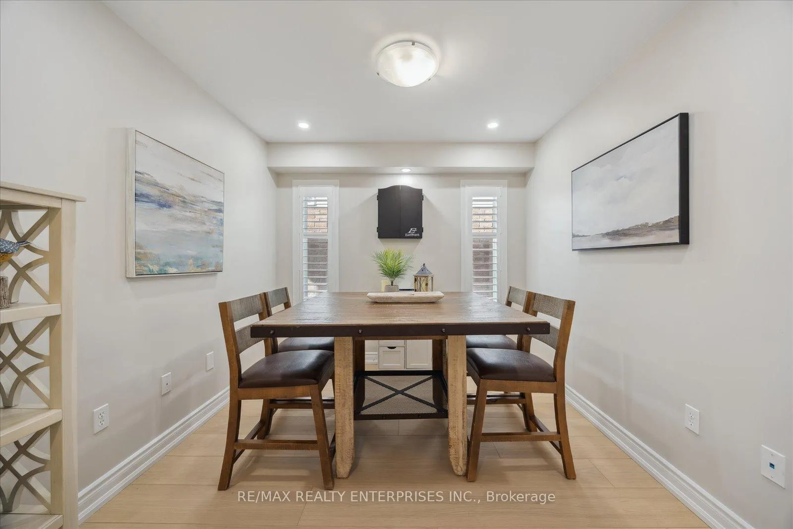 Photo 7 of 23 Dadson Drive, Clarington, Bowmanville — HOMEH