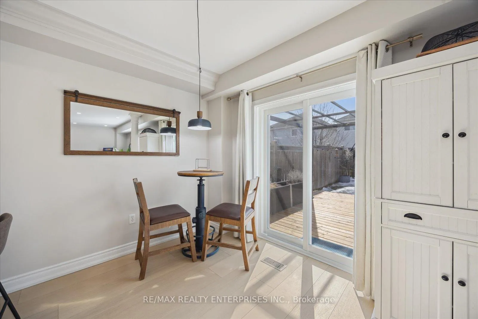 Photo 15 of 23 Dadson Drive, Clarington, Bowmanville — HOMEH