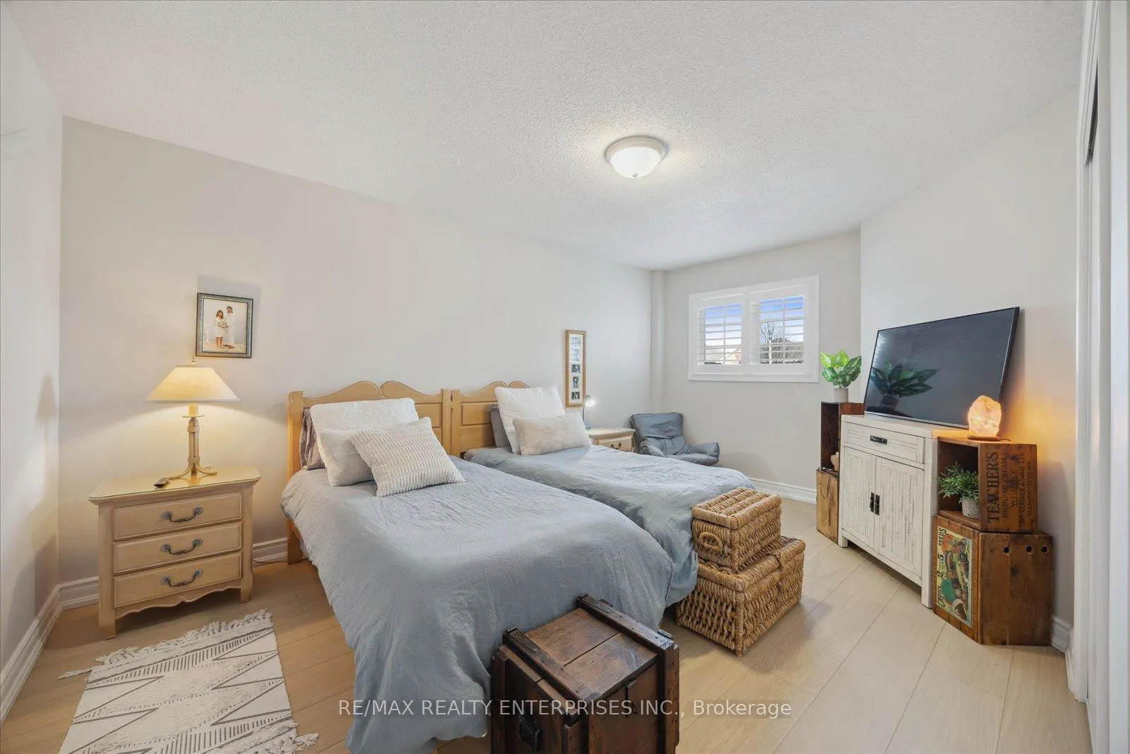 Photo 36 of 23 Dadson Drive, Clarington, Bowmanville — HOMEH
