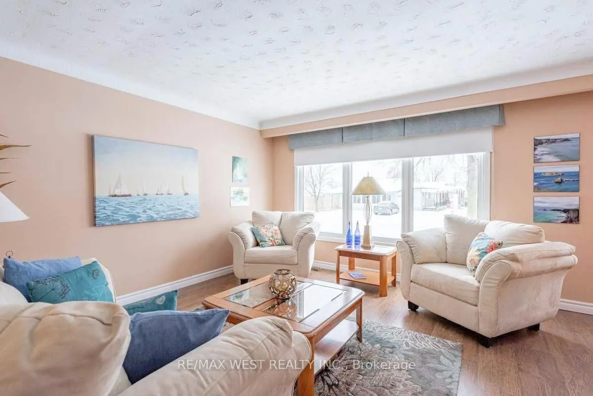 Photo 1 of 7570 Jubilee Drive, Niagara Falls, Marineland — HOMEH
