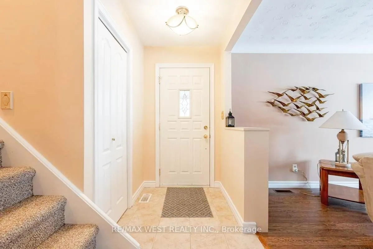 Photo 6 of 7570 Jubilee Drive, Niagara Falls, Marineland — HOMEH