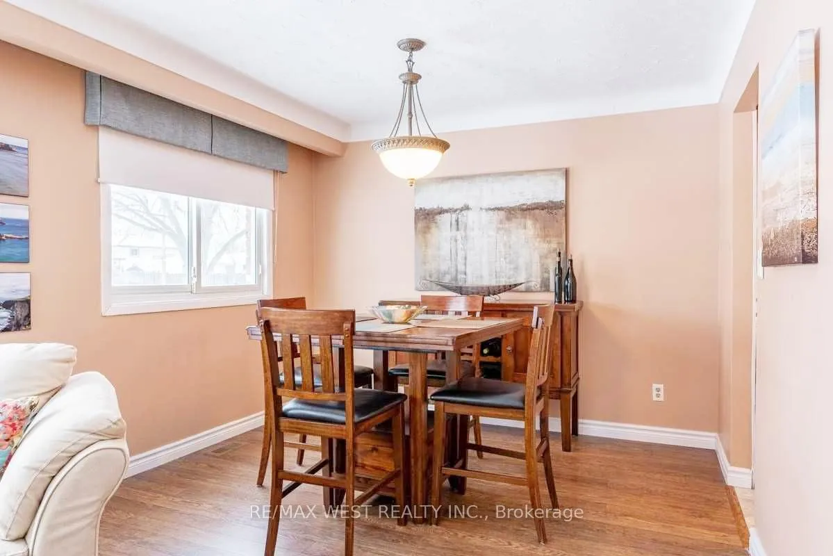 Photo 7 of 7570 Jubilee Drive, Niagara Falls, Marineland — HOMEH