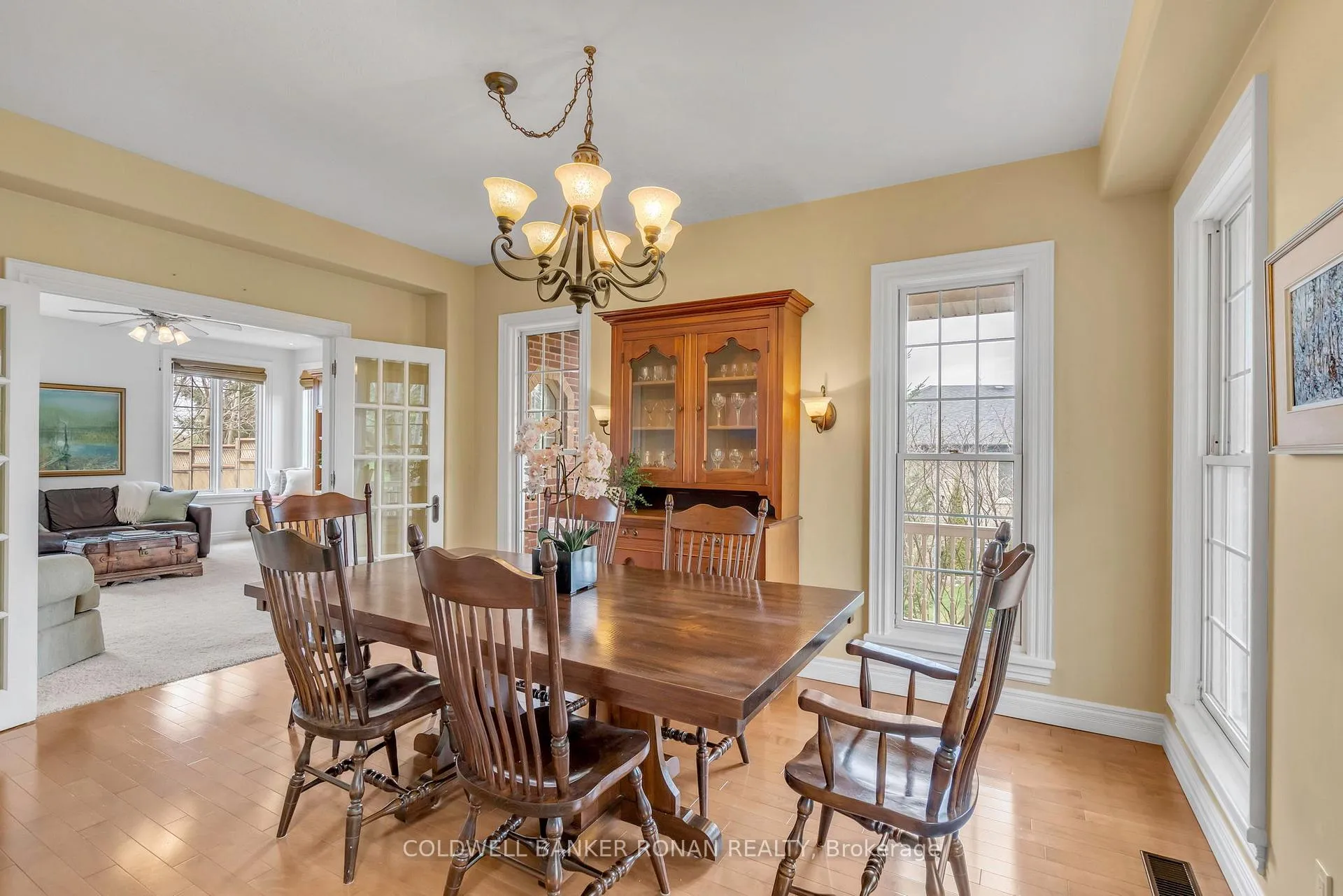 Photo 4 of 38 Tecumseth Heights Drive, New Tecumseth, Rural New Tecumseth — HOMEH