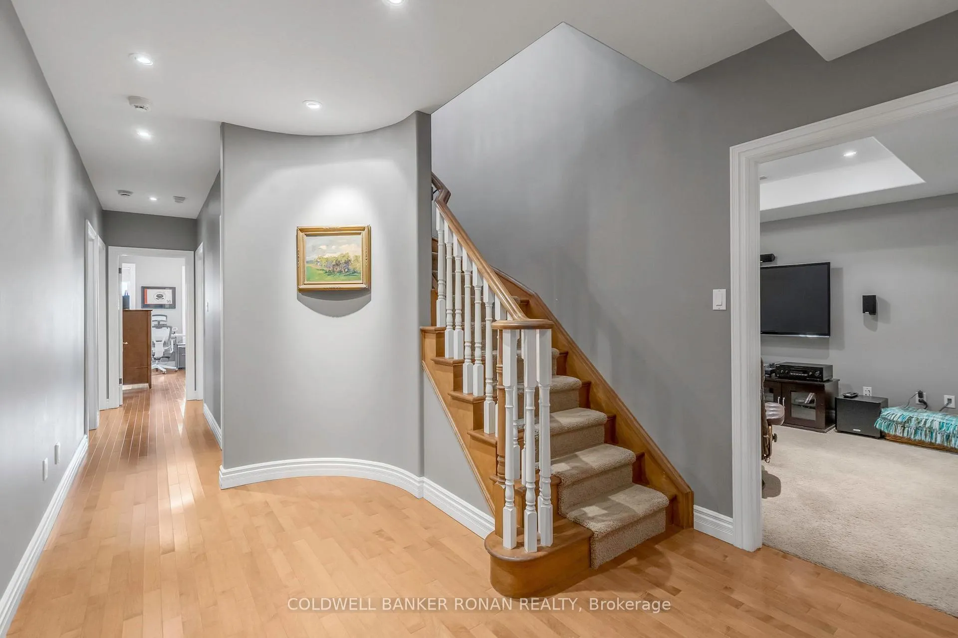 Photo 27 of 38 Tecumseth Heights Drive, New Tecumseth, Rural New Tecumseth — HOMEH