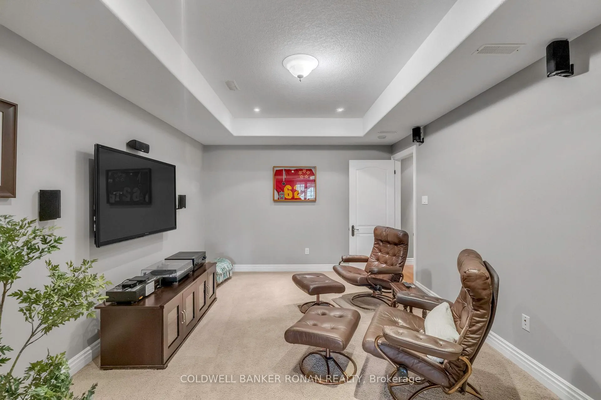 Photo 28 of 38 Tecumseth Heights Drive, New Tecumseth, Rural New Tecumseth — HOMEH