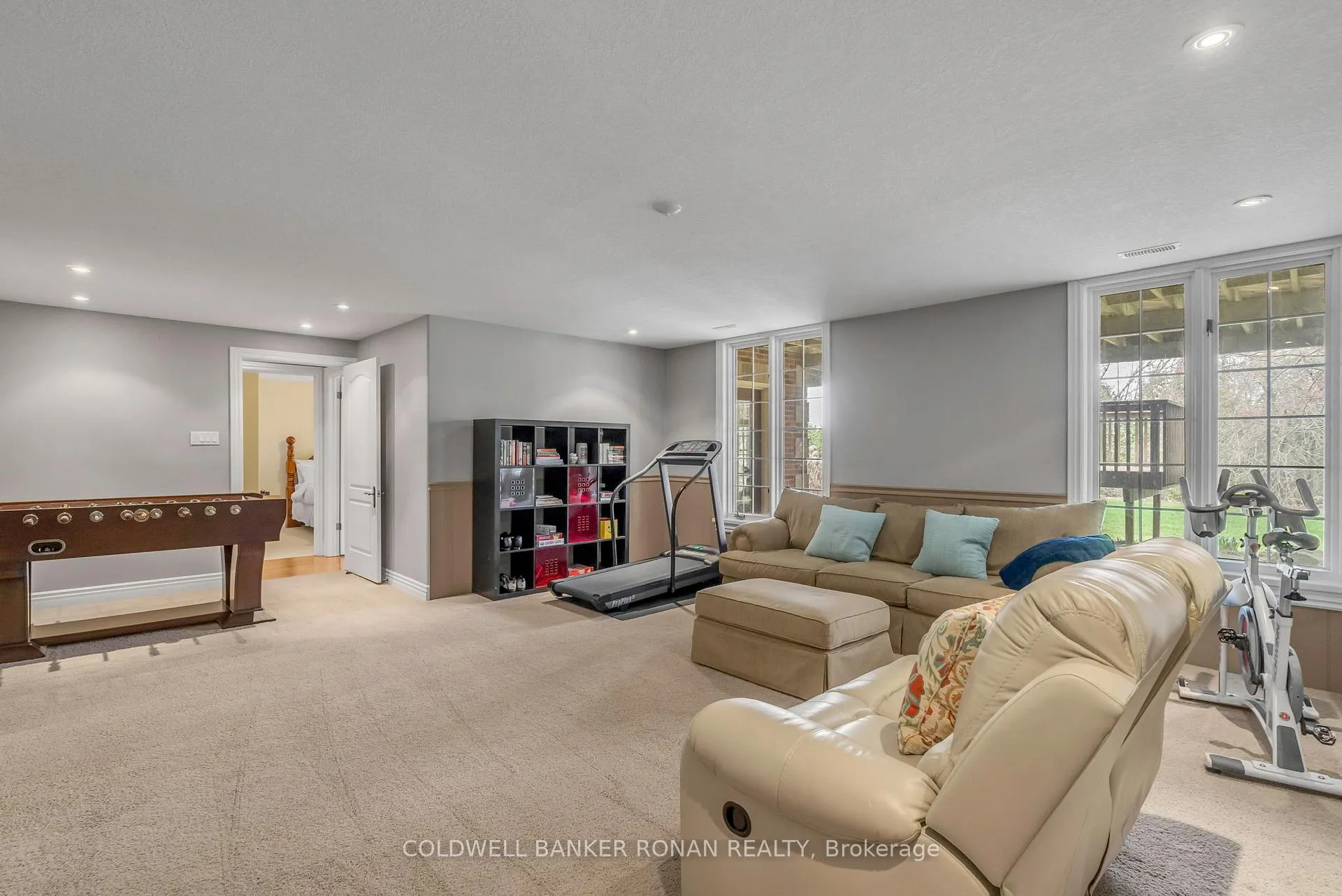 Photo 29 of 38 Tecumseth Heights Drive, New Tecumseth, Rural New Tecumseth — HOMEH