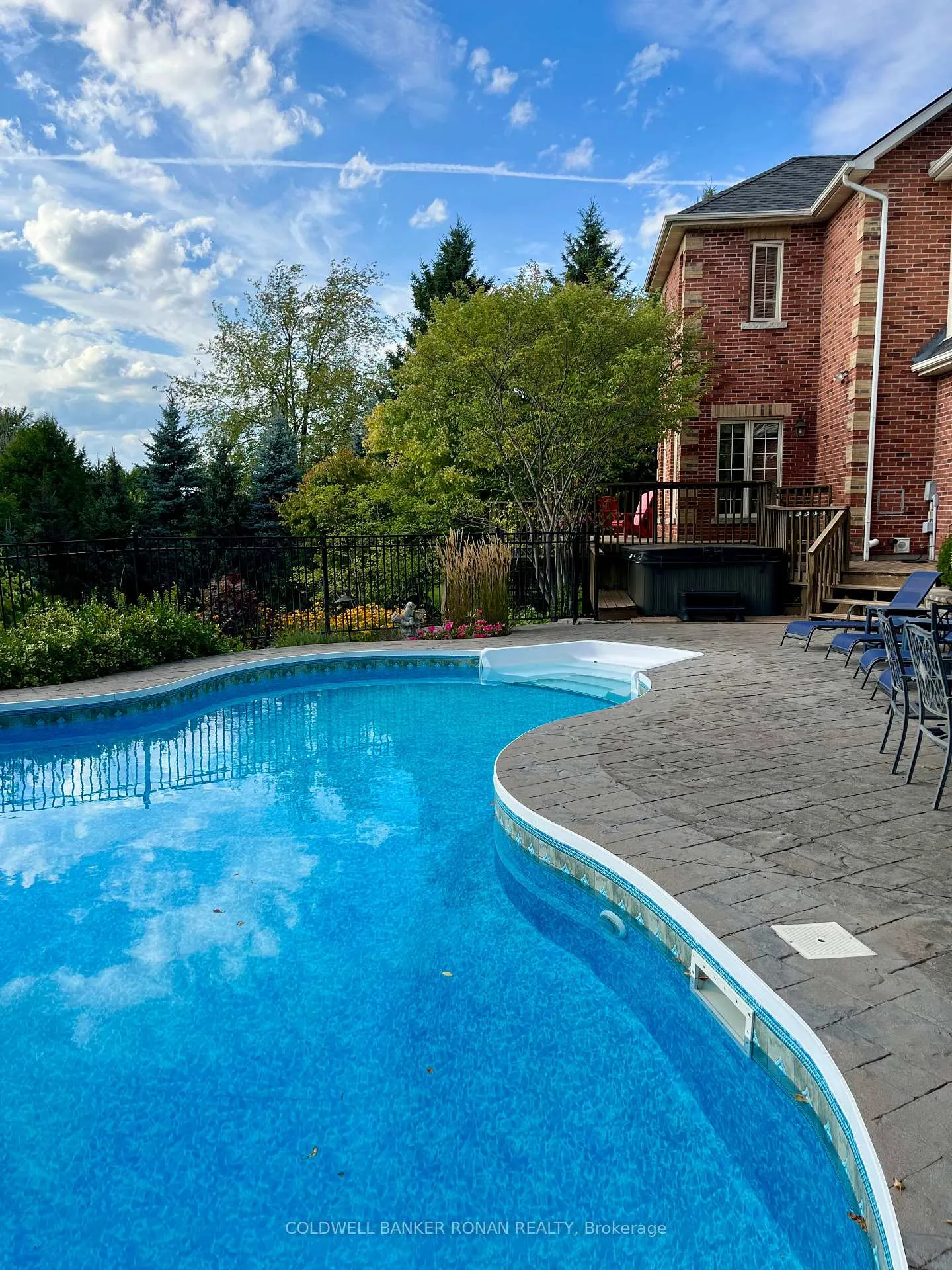 Photo 46 of 38 Tecumseth Heights Drive, New Tecumseth, Rural New Tecumseth — HOMEH