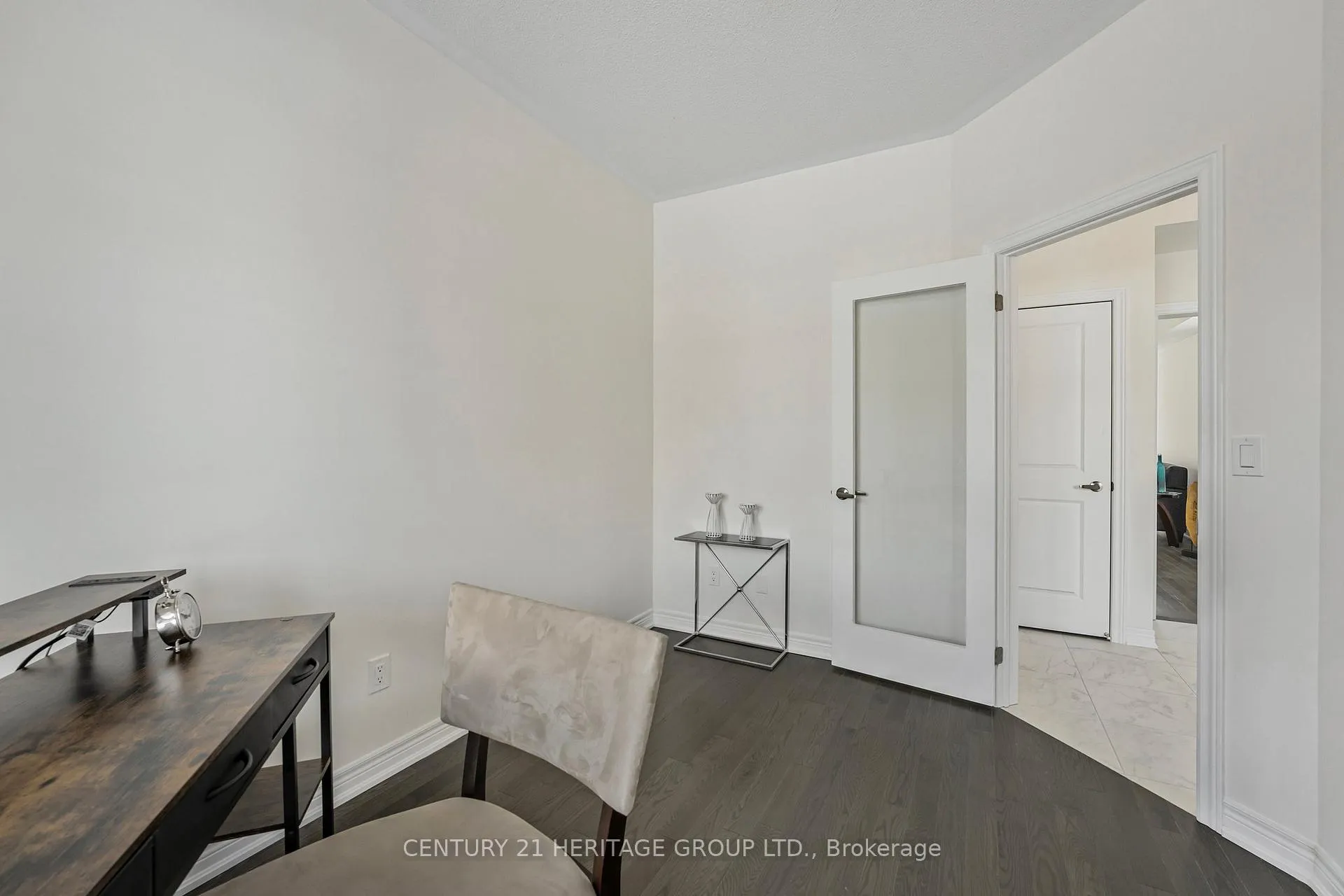 Photo 10 of 1303 Davis Loop, Innisfil, Lefroy — HOMEH