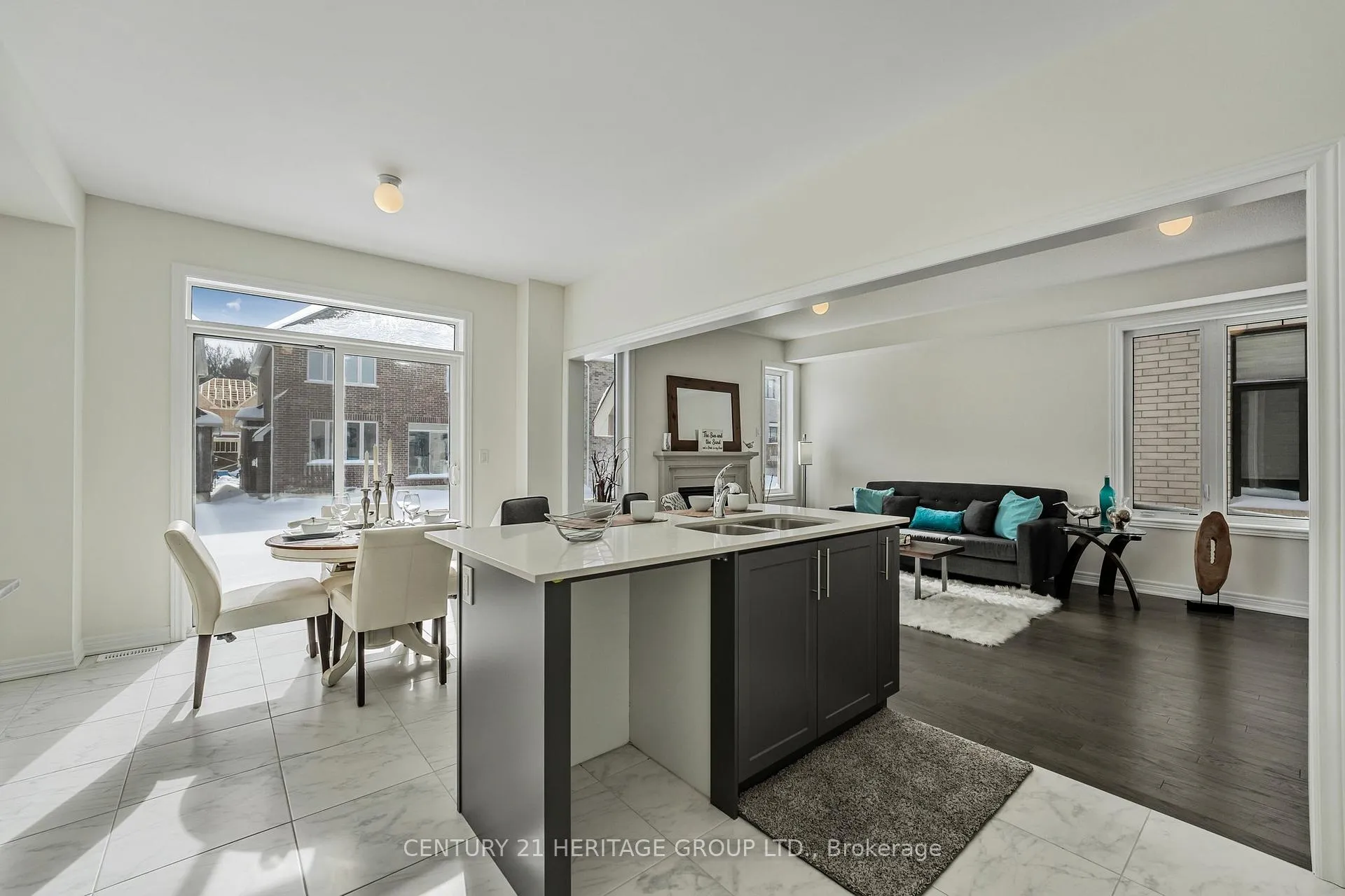 Photo 21 of 1303 Davis Loop, Innisfil, Lefroy — HOMEH