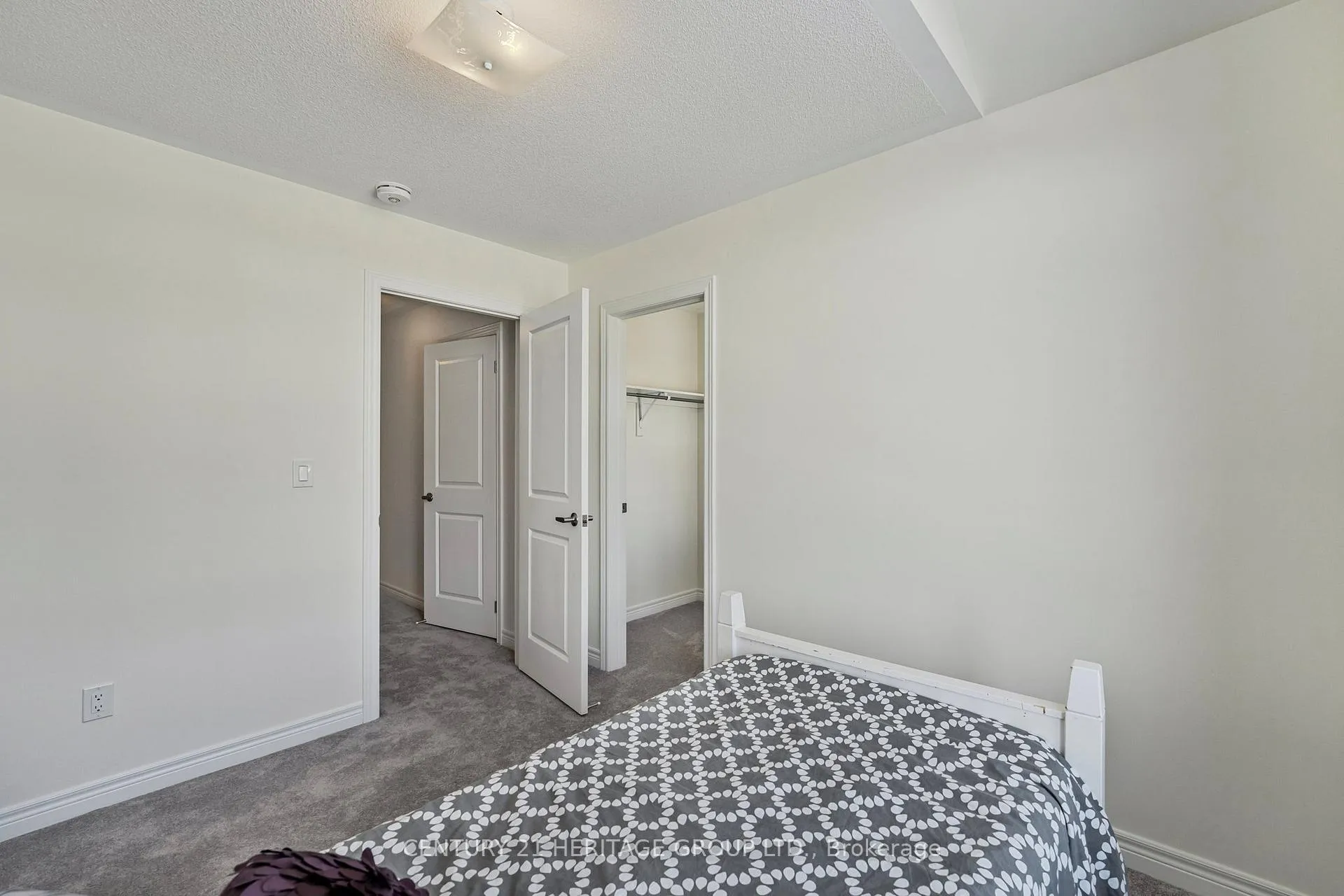 Photo 41 of 1303 Davis Loop, Innisfil, Lefroy — HOMEH