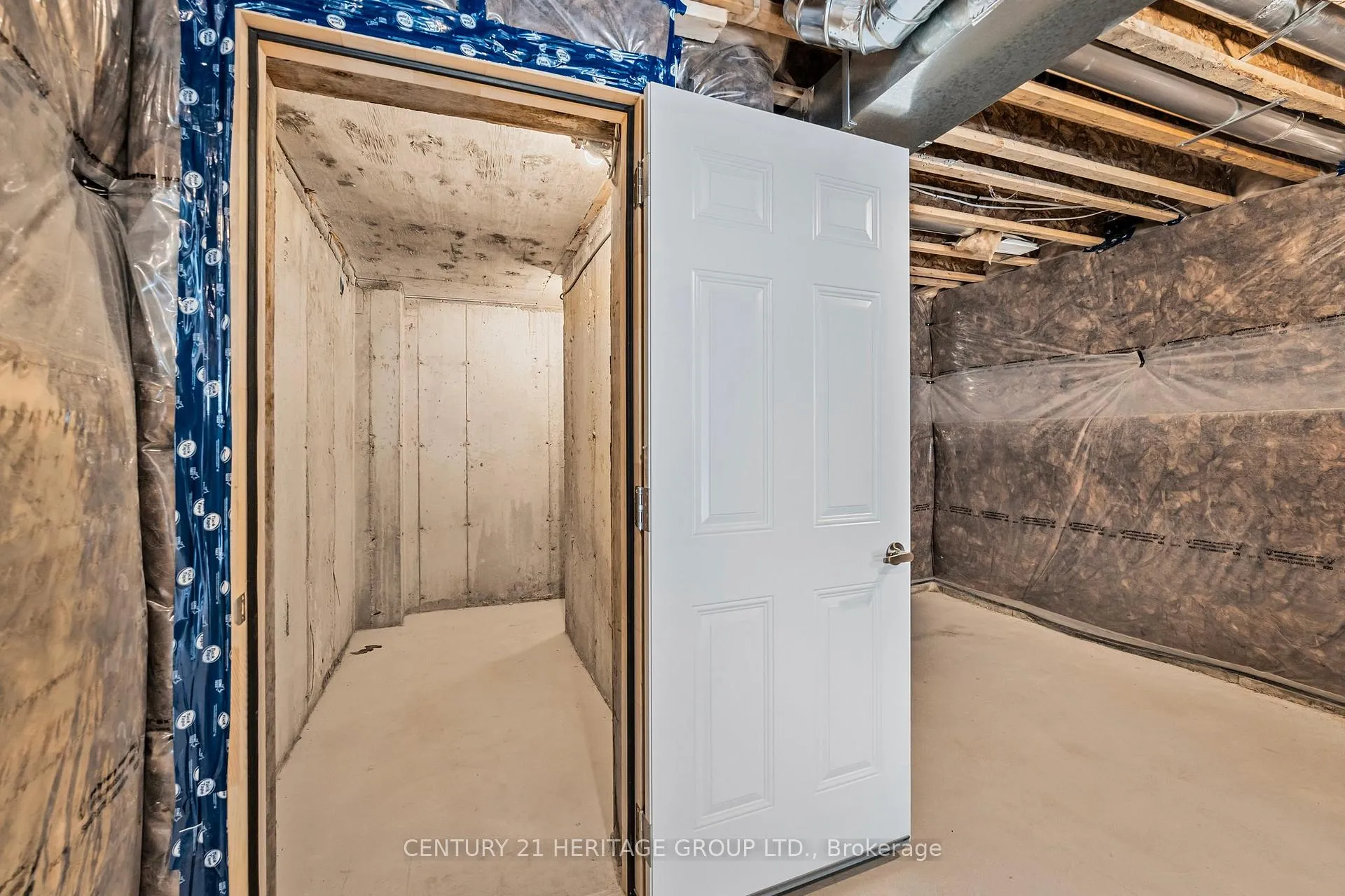 Photo 44 of 1303 Davis Loop, Innisfil, Lefroy — HOMEH