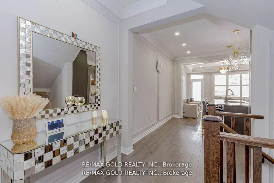 Photo 9 of 297 Equestrian Way, Cambridge, Hagey — HOMEH