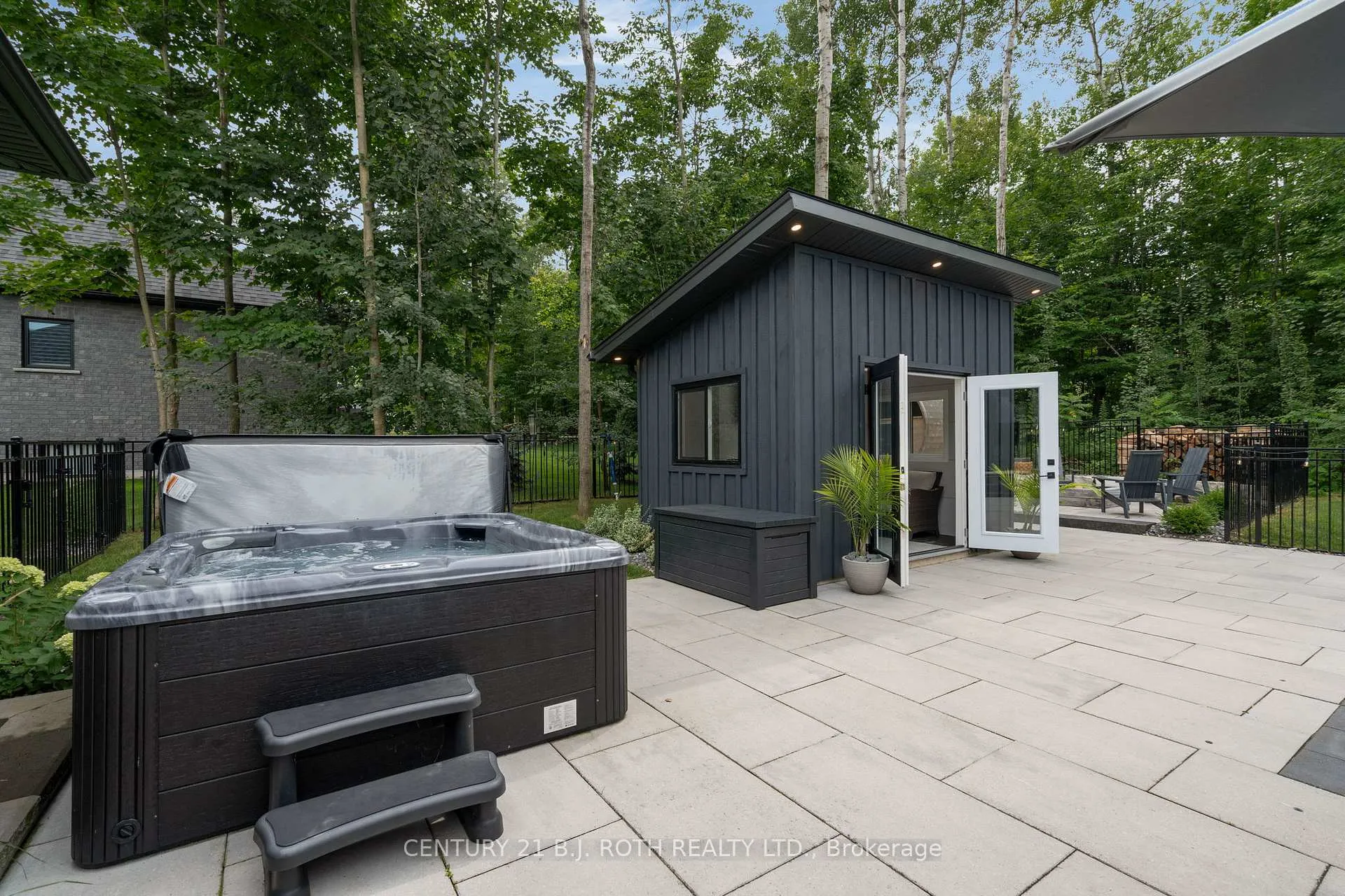 Photo 41 of 10 Walter James Parkway, Springwater, Snow Valley — HOMEH