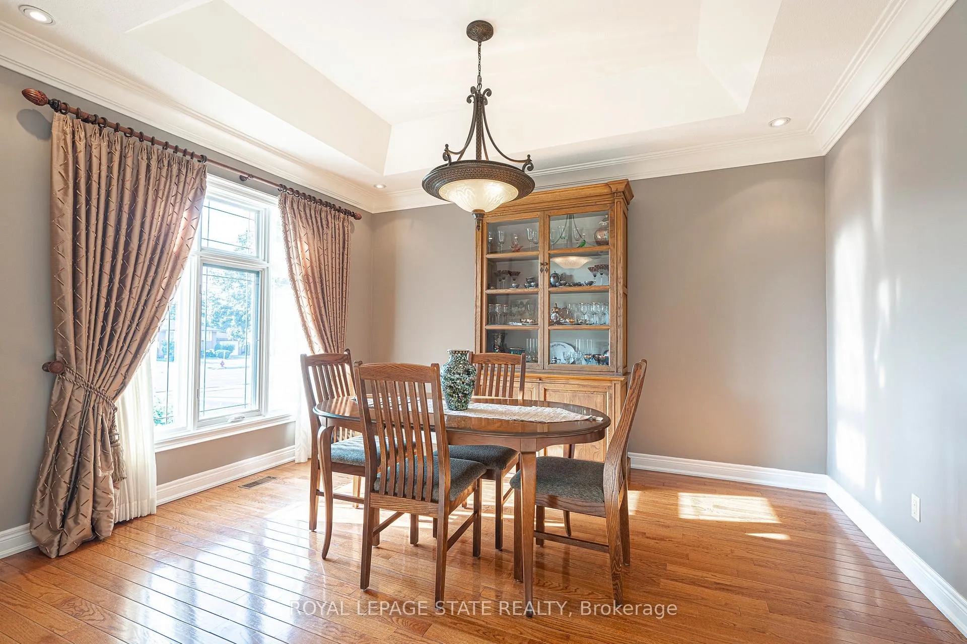 Photo 8 of 198 Gray Road, Hamilton, Stoney Creek — HOMEH