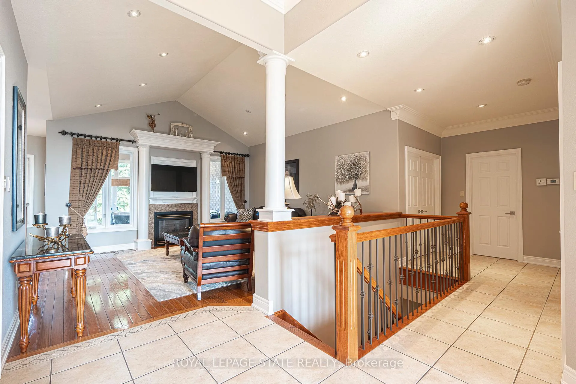 Photo 9 of 198 Gray Road, Hamilton, Stoney Creek — HOMEH