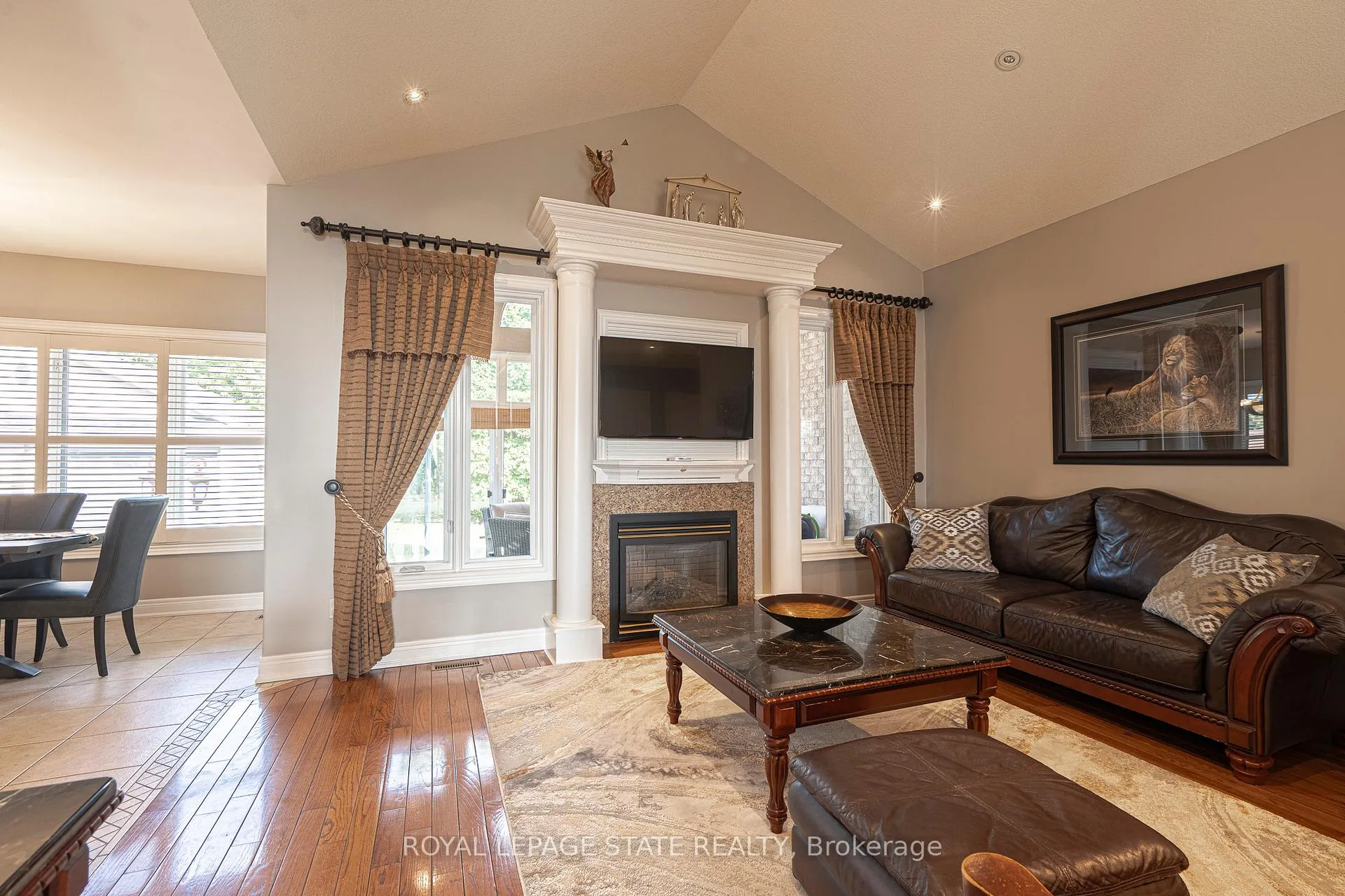 Photo 10 of 198 Gray Road, Hamilton, Stoney Creek — HOMEH