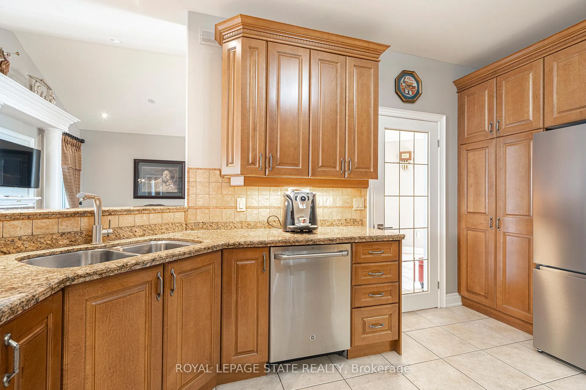 Photo 17 of 198 Gray Road, Hamilton, Stoney Creek — HOMEH