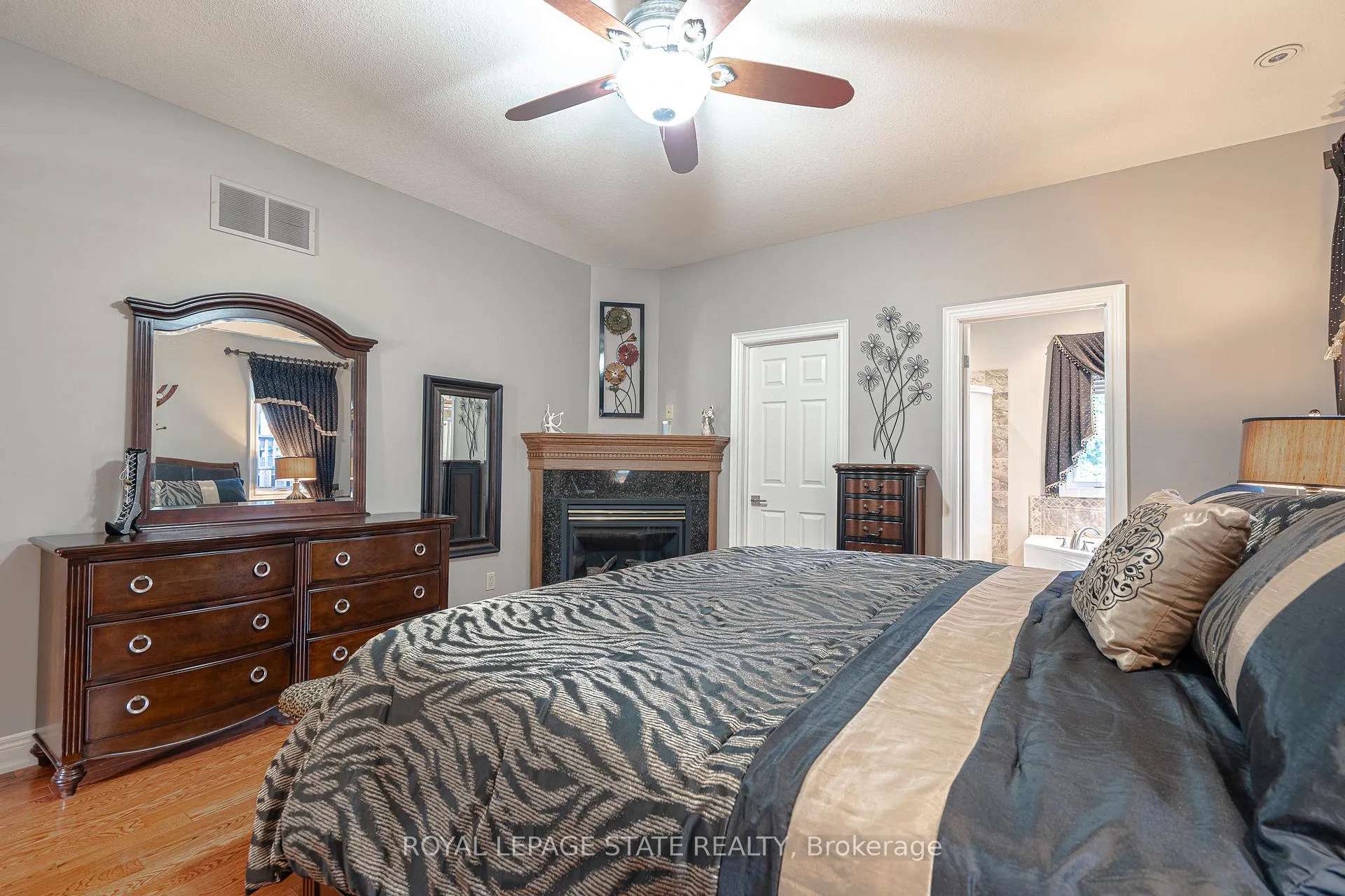 Photo 21 of 198 Gray Road, Hamilton, Stoney Creek — HOMEH