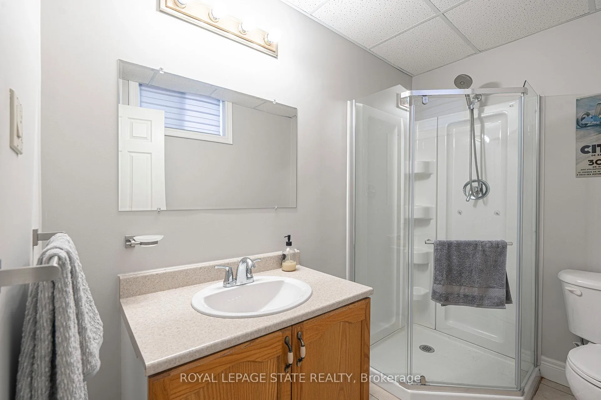 Photo 34 of 198 Gray Road, Hamilton, Stoney Creek — HOMEH