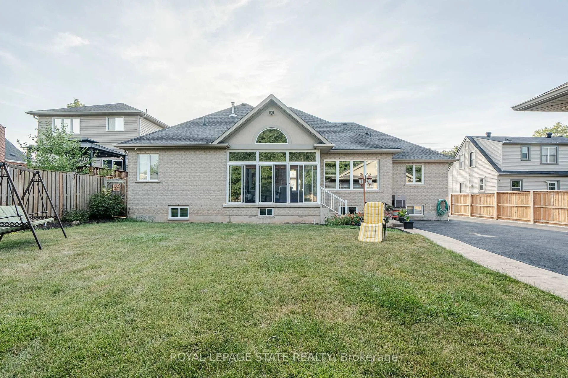Photo 47 of 198 Gray Road, Hamilton, Stoney Creek — HOMEH