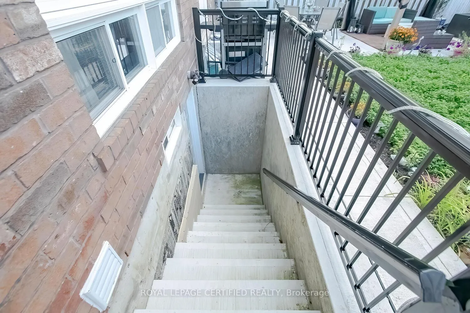 Front of Unit Bsmt, 29 Marshmarigold Drive