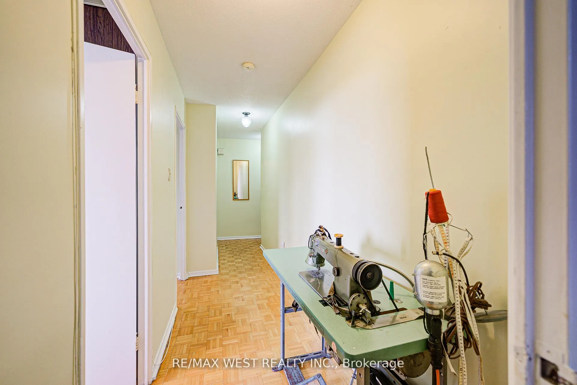 Photo 34 of Unit 906, 150 Neptune Drive, Toronto, Englemount-Lawrence — HOMEH