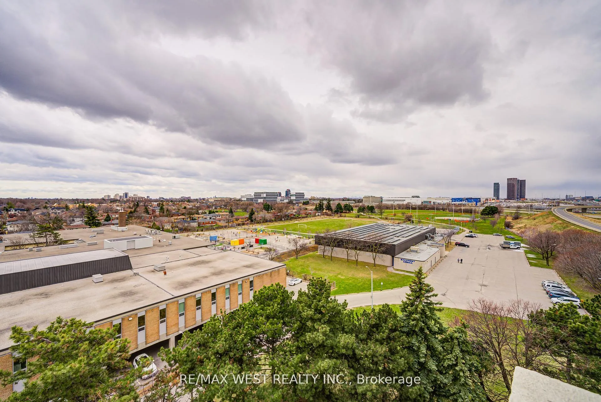 Photo 44 of Unit 906, 150 Neptune Drive, Toronto, Englemount-Lawrence — HOMEH