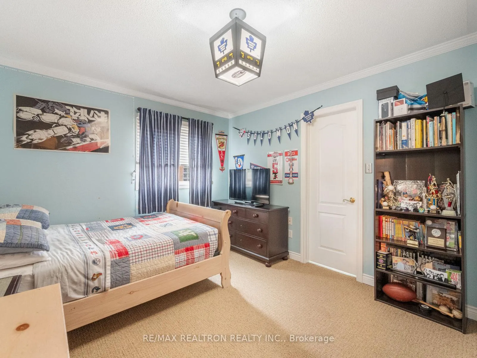 Photo 19 of 123 Hammerstone Crescent, Vaughan, Beverley Glen — HOMEH