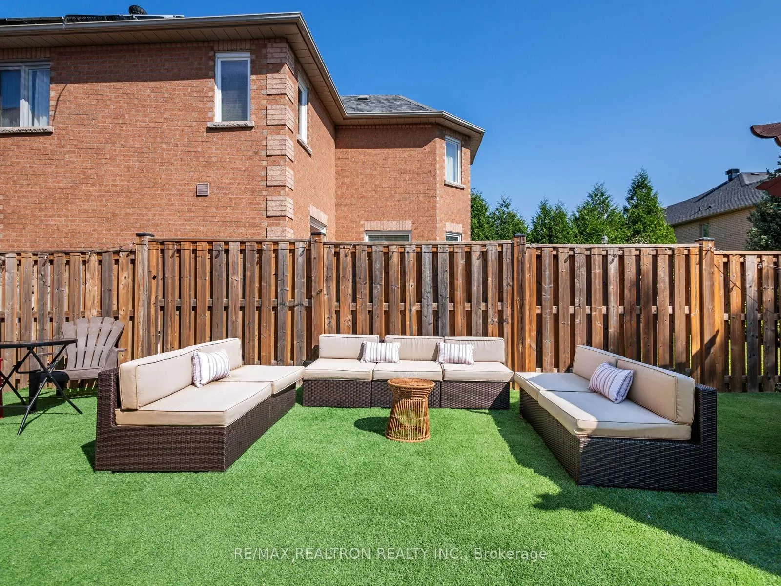 Photo 33 of 123 Hammerstone Crescent, Vaughan, Beverley Glen — HOMEH