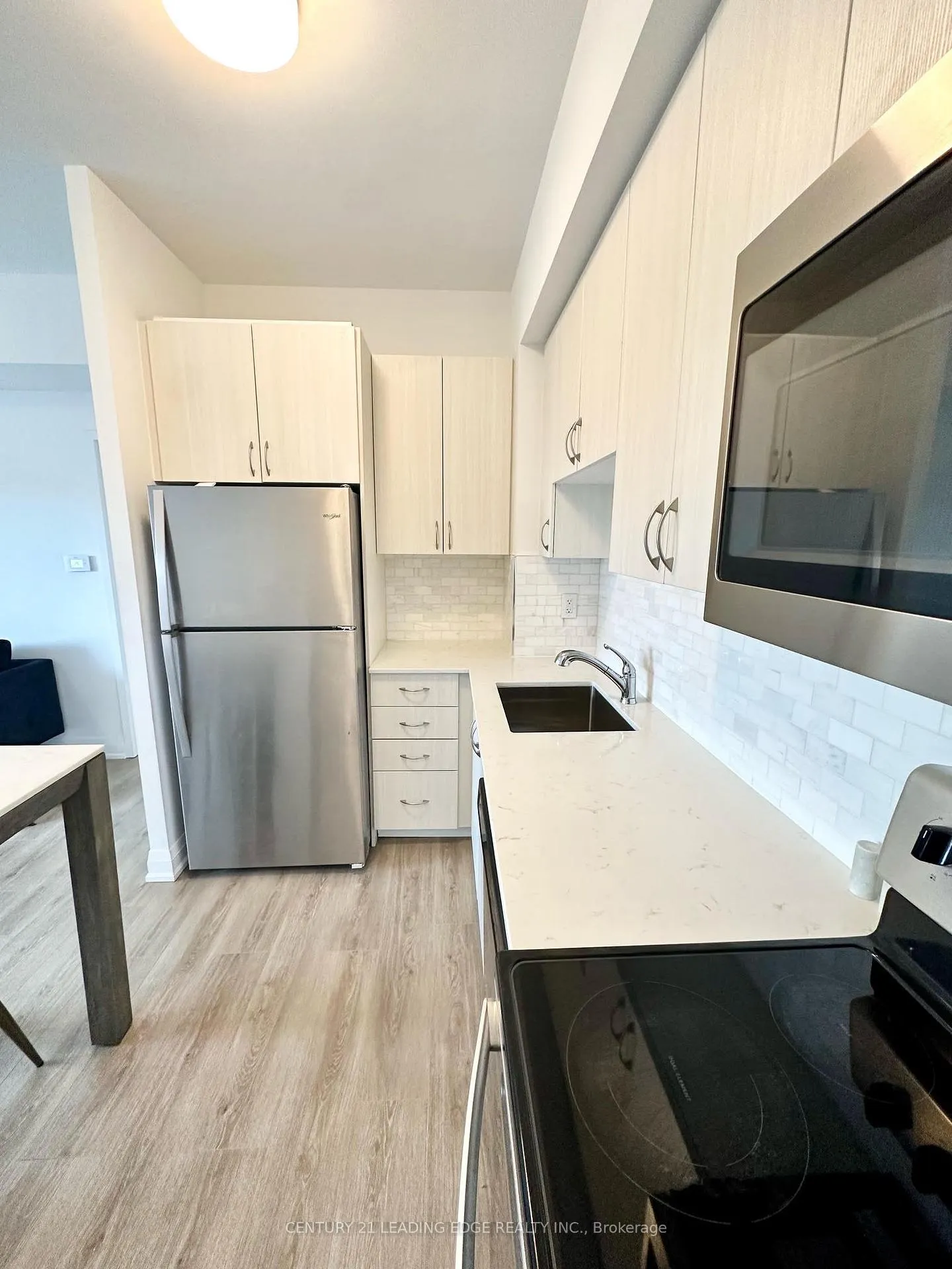 Photo 2 of Unit C104, 5299 Highway 7, Vaughan, Vaughan Grove — HOMEH