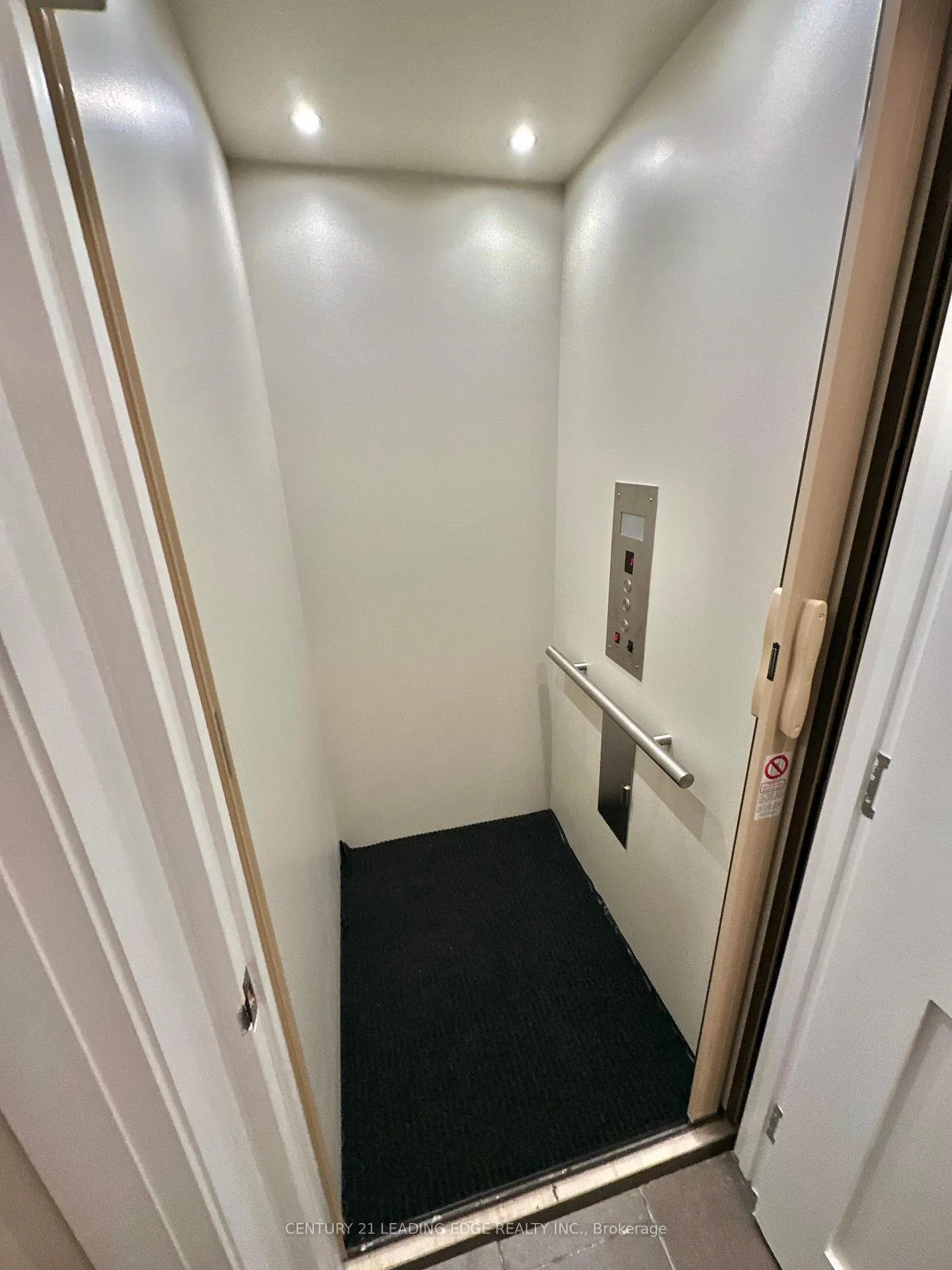 Photo 24 of Unit C104, 5299 Highway 7, Vaughan, Vaughan Grove — HOMEH