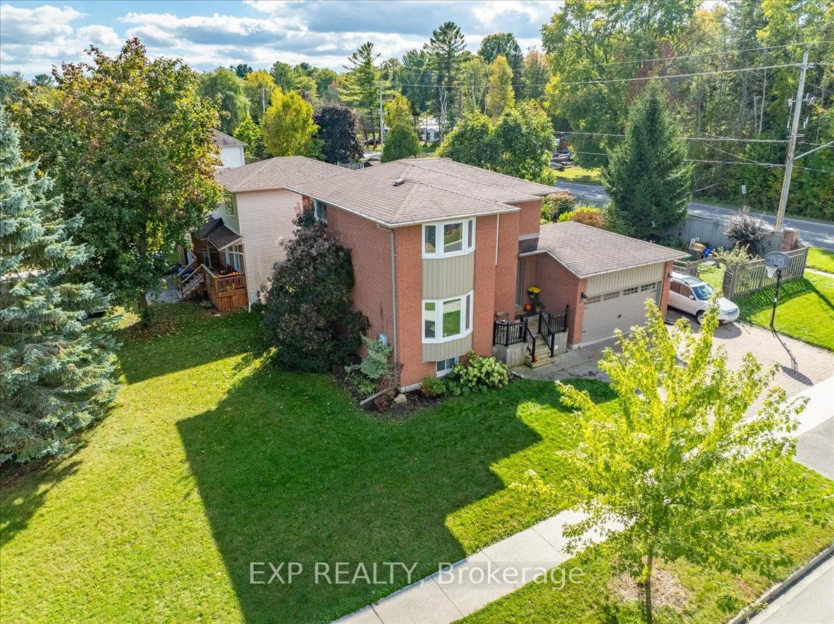 Front of 795 Rose Lane