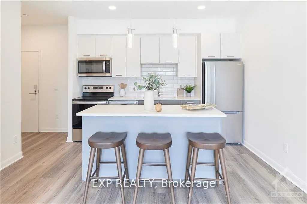 Photo 2 of Unit 407, 4840 Bank Street, Ottawa, Blossom Park/Kemp Park/Findlay Creek — HOMEH