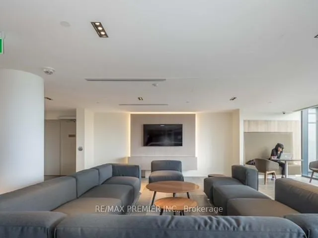 Photo 3 of Unit 1811, 50 Power Street, Toronto, Moss Park — HOMEH