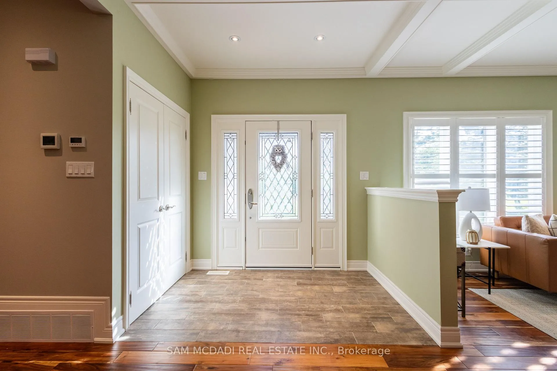 Photo 11 of 395 King Street E, Caledon, Bolton North — HOMEH