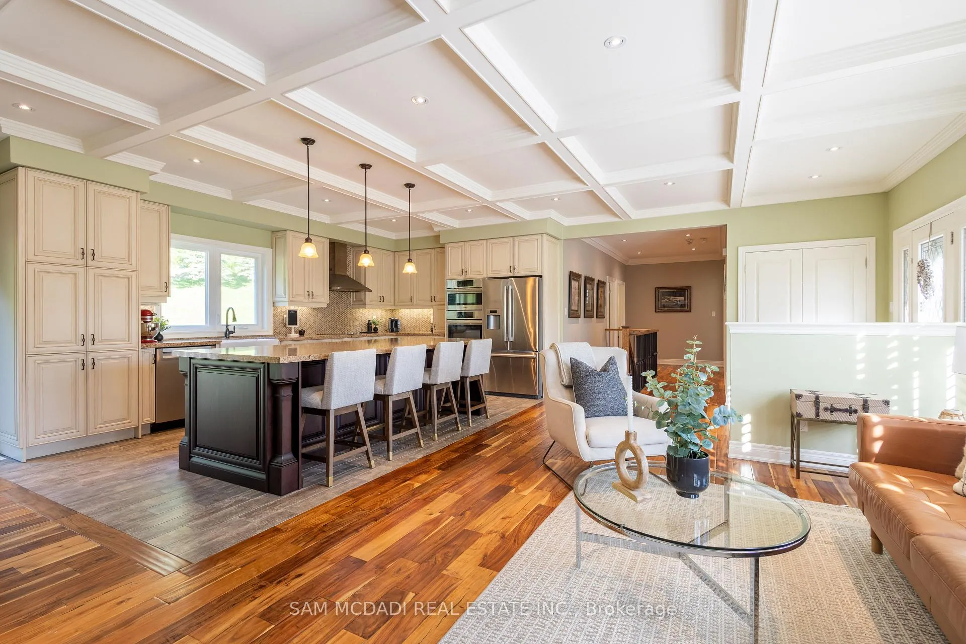 Photo 17 of 395 King Street E, Caledon, Bolton North — HOMEH