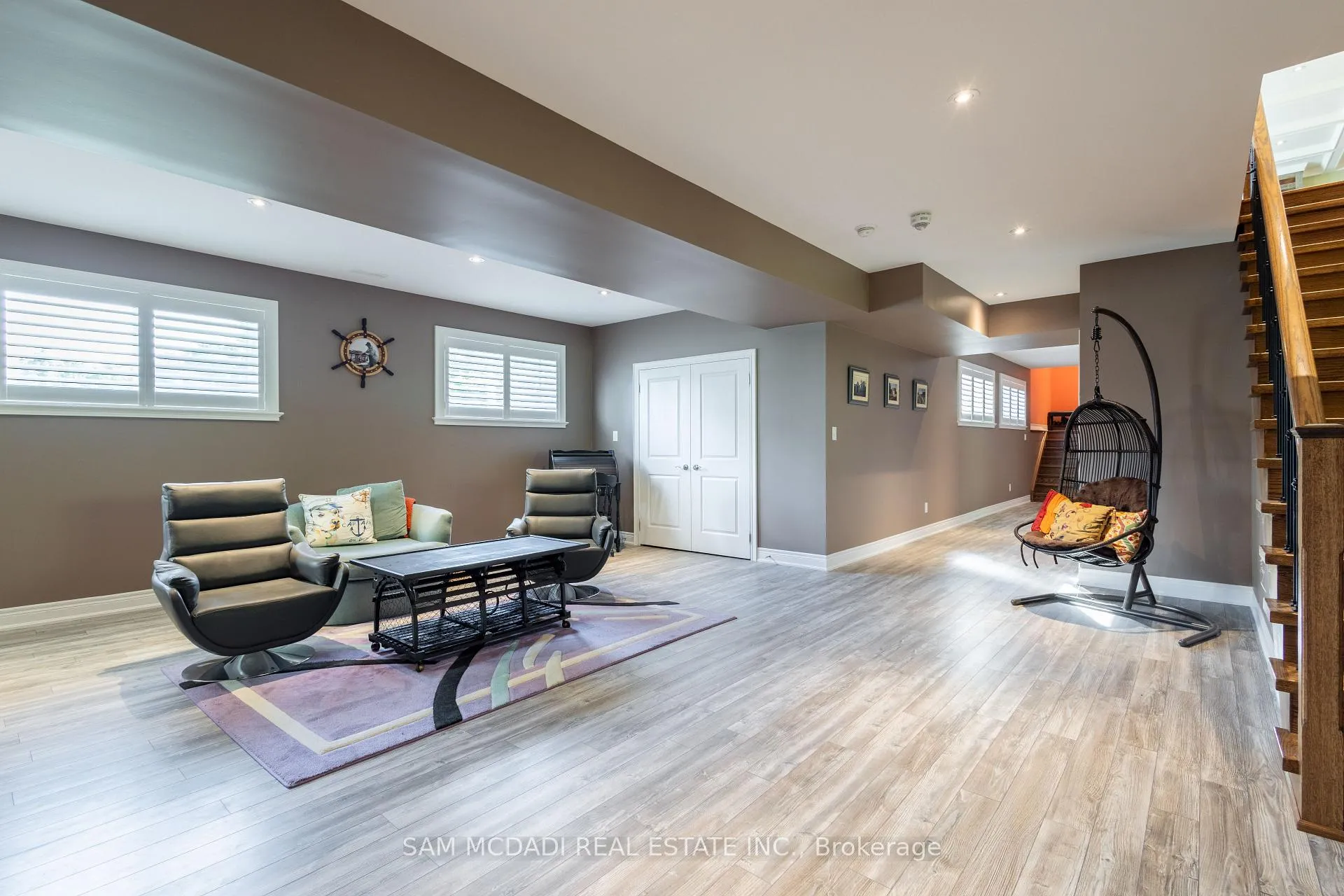 Photo 27 of 395 King Street E, Caledon, Bolton North — HOMEH