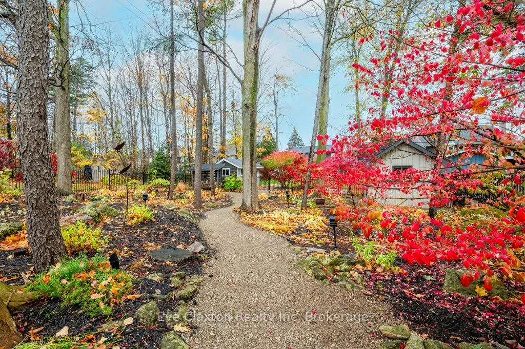 Photo 37 of 459 Winston Boulevard, Cambridge — HOMEH