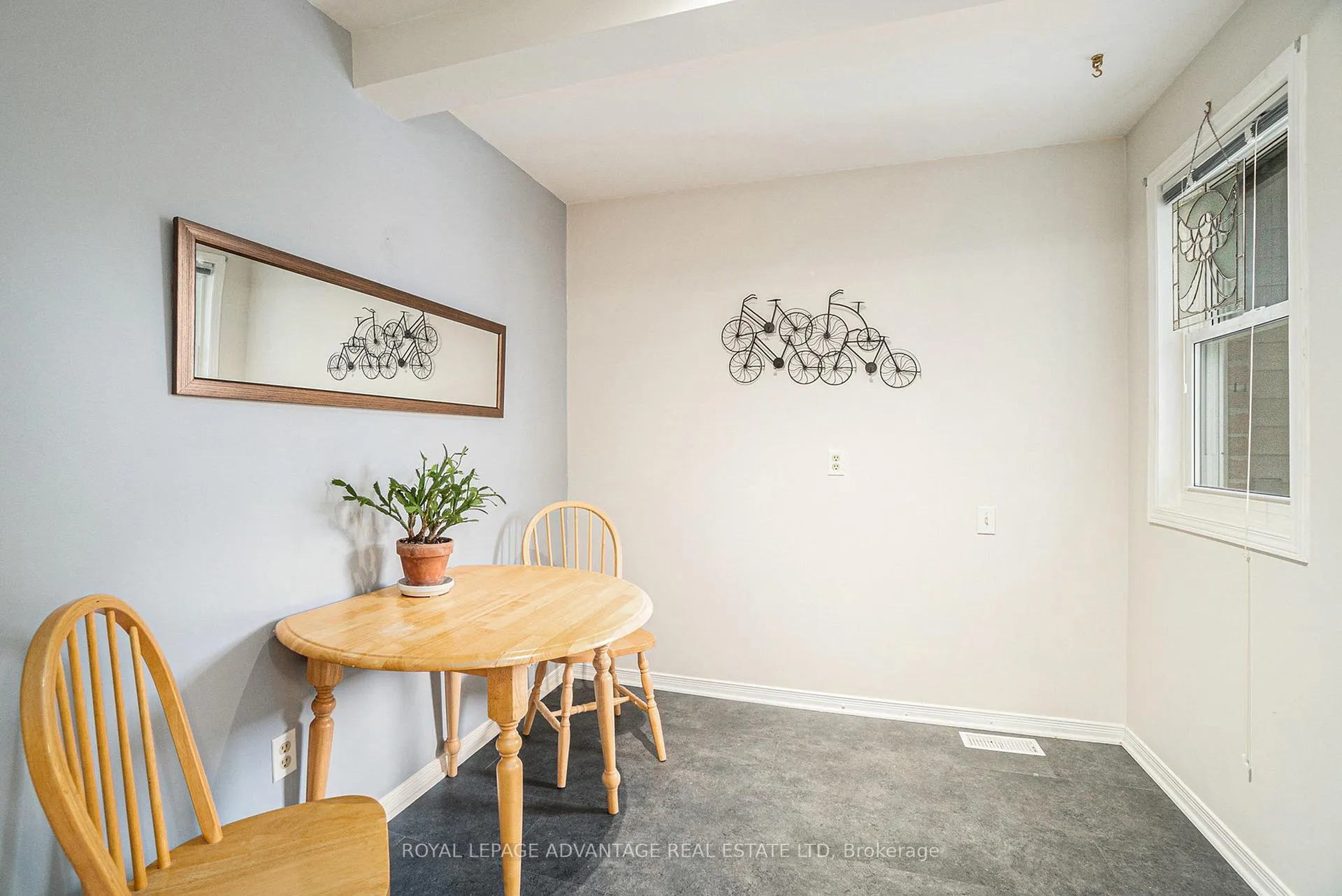 Photo 11 of 6 Lally Lane, Perth — HOMEH