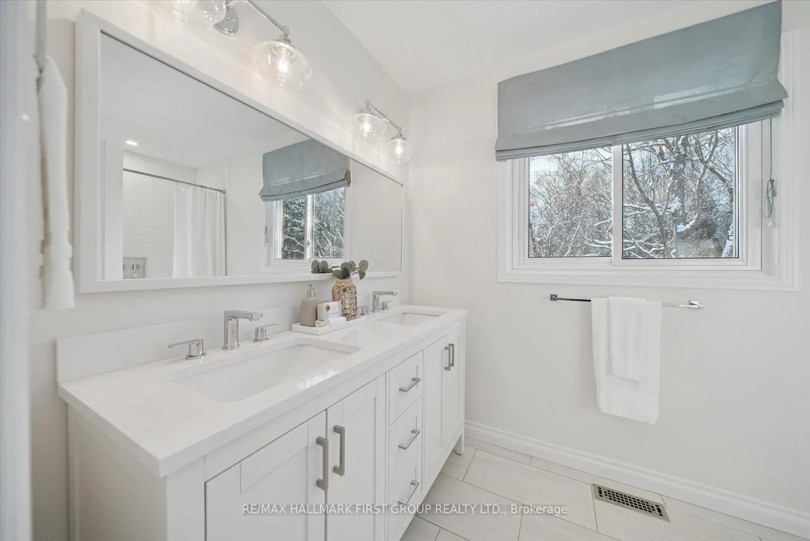 Photo 23 of 32 Forest Heights Street, Whitby, Pringle Creek — HOMEH